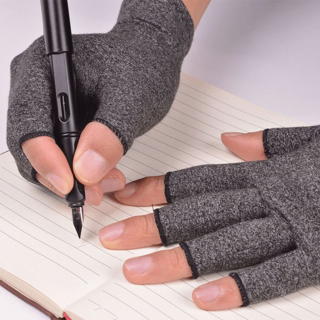 Magnetic Compression Gloves for Pain Relief